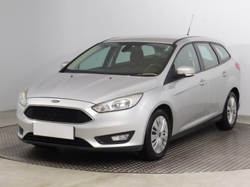 Ford Focus III Kombi Facelifting 1.6 TDCi 95KM 2015 Ford Focus 1.6 TDCi, Salon Polska, Serwis ASO, zdjęcie 1