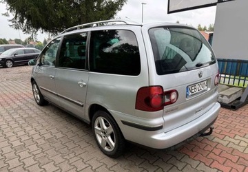 Volkswagen Sharan II Van 2.0 TDI-CR BMT 140KM 2010 Volkswagen Sharan Volkswagen Sharan 2.0 TDI Comfortline 2.0 Diesel 140KM, zdjęcie 13