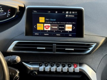 Peugeot 5008 II Crossover 1.2 PureTech 130KM 2017 Peugeot 5008 7-osobowy Półskóry Panorama dach, zdjęcie 23