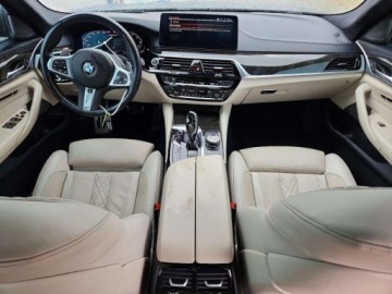 BMW Seria 5 G90-91 2023 BMW Seria 5 2023 BMW M550XI 4.4 Benzyna 523KM, zdjęcie 7