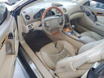 Mercedes SL R230 2005 Mercedes-Benz SL 2005 Mercedes-Benz SL 500 5.0 Benzyna 302KM, zdjęcie 8