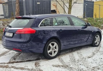 Opel Insignia I Sports Tourer 2.0 CDTI ECOTEC 130KM 2009 Opel Insignia Opel Insignia 2.0 CDTI 2.0 Diesel 130KM, zdjęcie 2