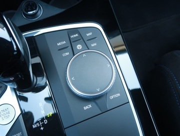 BMW Seria 1 F40 Hatchback M 2.0 M135i 306KM 2023 BMW 1 M135i xDrive, Salon Polska, Serwis ASO, zdjęcie 17