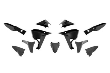 KOVE 800 X PRO RALLY 24-25 KOMPLET PLASTIKÓW BEZ PRZEDNIEGO BŁOTNIKA