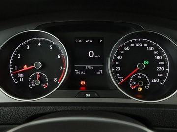 Volkswagen Golf VII Variant 1.2 TSI BlueMotion Technology 110KM 2015 Volkswagen Golf DSG klima auto navi czujniki, zdjęcie 21