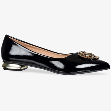 БАЛЕТКИ ЖЕНСКИЕ С ДЕКОРАТИВОМ НА НИЗКОМ ДЕКОРАТИВНОМ КАБЛУКЕ, КОЖАНАЯ Стелька размер 36