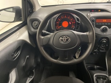 Toyota Aygo II Hatchback 5d 1.0 VVT-i 69KM 2015 Toyota Aygo 1.0 VVT-i X II (2014-) Toyota Aygo 1.0, zdjęcie 11