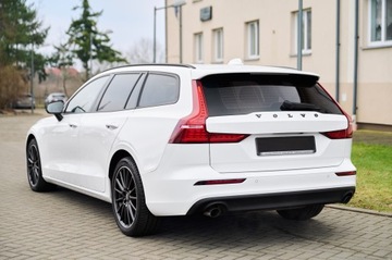 Volvo V60 II  2022 V60 __SUPER PEDANTYCZNY STAN__KUBEŁKOWE FOTELE, zdjęcie 10