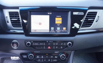 Kia Niro I Crossover 1.6 GDi Hybrid 141KM 2016 Kia Niro Bezwypadkowy Serwisowany 1-Wlasciciel Navi Kamera Blis Asystenci, zdjęcie 12