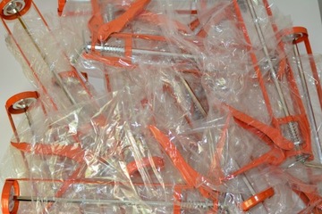 Пистолет-отжим для силиконовых и клеевых картриджей.