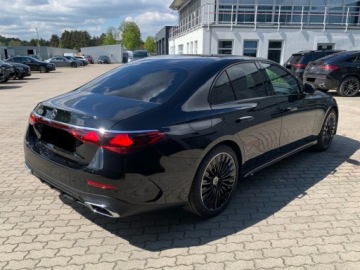 Mercedes Klasa E W214 Sedan 2.0 220d 197KM 2026 E Klasa 220 d 4-Matic AMG 2.0 (moc 197 KM) 2026, zdjęcie 4