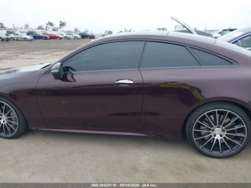 Mercedes Klasa E W213 2022 Mercedes-Benz Klasa E 53 amg, 2022r., 4x4, 3.0L 3.0 Benzyna 429KM, zdjęcie 7