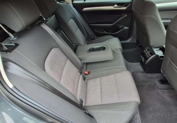 Volkswagen Passat B8 Variant 2.0 TDI 150KM 2015 Volkswagen Passat Volkswagen Passat 2.0 Diesel 150KM, zdjęcie 16
