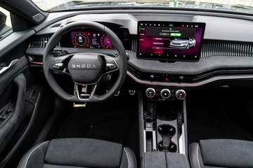 Skoda Superb IV 2026 Škoda Superb Skoda Superb Sportline 2.0 TSI 204, zdjęcie 10