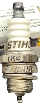 Świeca STIHL M14 do MS017|018|210|230|250|260|FS55