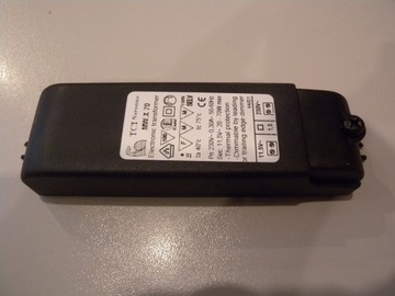 TRANSFORMATOR ELEKTRONICZNY DO HALOGENÓW 70W 12V