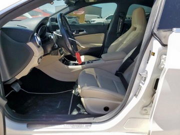 Mercedes CLA C118/X118 2019 Mercedes-Benz CLA 250 2019 2.0l 2.0 Benzyna 221KM, zdjęcie 7