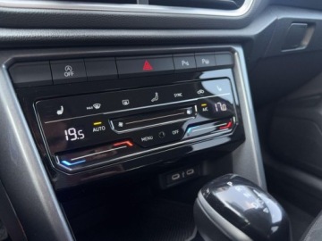 Volkswagen T-Roc I SUV Facelifting 1.5 TSI ACT 150KM 2023 Volkswagen T-Roc 1.5 TSI STYLE DSG 2023 1.5 Benzyna 150KM, zdjęcie 28