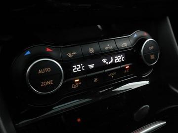 Infiniti Q30 1.6T 156KM 2019 Infiniti Q30 Luxe automat panorama kamera360 navi, zdjęcie 26