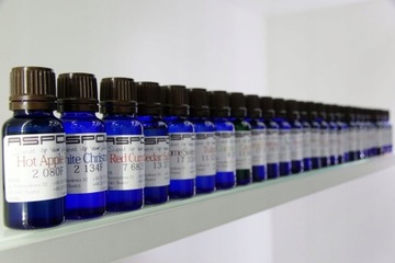 Ароматическая свеча восковая с маслом тюльпана 100мл