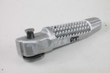 BMW F800R ПОДНОЖКА ДЛЯ ПАССАЖИРА ПРАВАЯ ЗАДНЯЯ