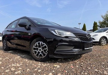 Opel Astra K Sports Tourer 1.4 Twinport 100KM 2016 Opel Astra 1.4B 101KM klima ksiazka bezwypadek ledy 1.4 Benzyna 100KM