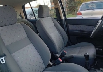 Hyundai Getz 1.3 MPI 82KM 2004 Hyundai Getz Kupiony w Polsce - benzyna - 1,3 - 81 KM 1.3 Benzyna 81KM, zdjęcie 9