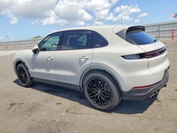 Porsche Cayenne III 2025 Porsche Cayenne 2025 Cayenne 3.0 Benzyna 335KM, zdjęcie 1