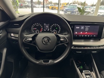 Skoda Octavia IV Kombi 2.0 TDI 115KM 2022 Skoda Octavia Ambition / LED / Kamera cofania / Ca, zdjęcie 13