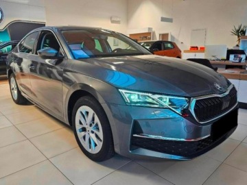 Skoda Octavia IV Liftback 1.5 TSI EVO 150KM 2026 Octavia Selection Edition 130 1.5 TSI mHEV DSG 150KM 2026, zdjęcie 1