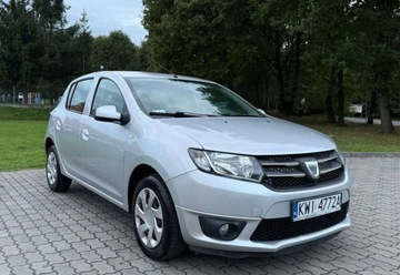 Dacia Sandero II Hatchback 5d 1.5 dCi 90KM 2014 Dacia Sandero Dacia Sandero 1.5 dCi Laureate 1.5 Diesel 90KM, zdjęcie 1