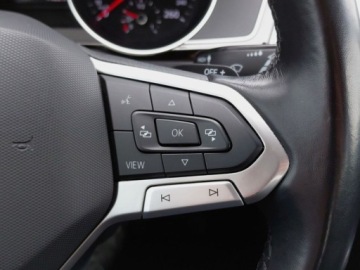 Volkswagen Passat B8 Variant Facelifting 1.5 TSI EVO 150KM 2021 Volkswagen Passat Variant 1.5TSI 150KM Business DSG SalonPL SerwisASO Acc, zdjęcie 20