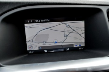 Volvo V60 I Kombi 2.0 D3 136KM 2013 Volvo V60 LiFT 2,0D 5-Cilindrów Automat Ledy, zdjęcie 25