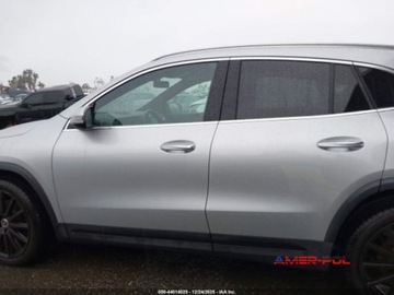 Mercedes GLA II 2021 Mercedes-Benz GLA 2021 r., 2,0L 4MATIC 2.0 Benzyna 221KM, zdjęcie 14