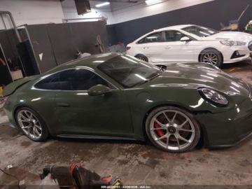 Porsche 911 992 GT3 4.0 510KM 2022 Porsche 911 PORSCHE 911 GT3GT3 WTOURING PACKAGE 4.0 Benzyna 509KM, zdjęcie 1