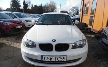 BMW 2011 BMW Seria 1 2011r, 1.6 Benzyna, Lekko uszkodzony bok. 1.6 Benzyna 122KM, zdjęcie 17