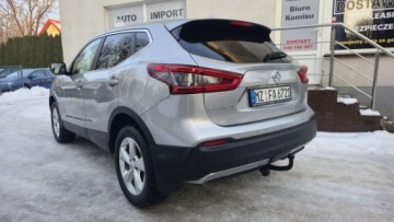 Nissan Qashqai II Crossover 1.5 dCi 110KM 2017 Nissan Qashqai 1,5 diesel NAVI klimatronic OPLACONY 133 tys km 1.5 Diesel, zdjęcie 4