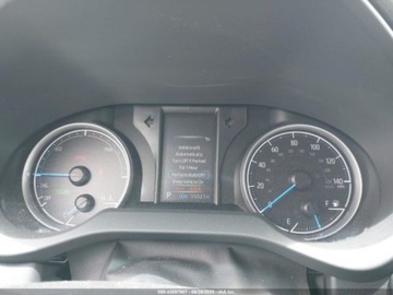 Toyota Venza 2022 Toyota Venza Le, 2022r., 4x4, 2.5L 2.5 Benzyna 176KM, zdjęcie 10