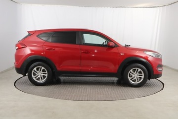 Hyundai Tucson III SUV 1.6 GDI 132KM 2016 Hyundai Tucson 1.6 GDI, Salon Polska, zdjęcie 5