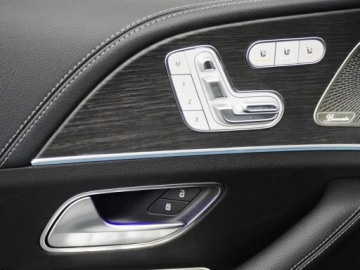 Mercedes GLE V167 SUV Facelifting 2.0 300d 269KM 2025 GLE Coupe 300 d 4-Matic AMG Line 2.0 (269KM) 2025, zdjęcie 14