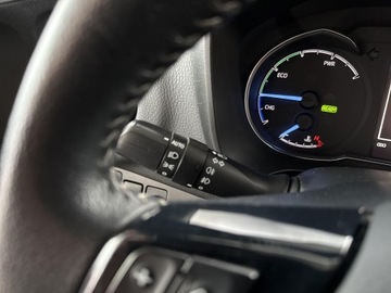 Toyota Yaris III Hatchback 5d Facelifting 2017 1.5 Hybrid 100KM 2018 Toyota Yaris Hybrid 100 Selection III (2011-2019), zdjęcie 25