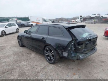 Volvo V90 II 2021 Volvo V90 T6 R-Design 2021 2.0 Benzyna 316KM, zdjęcie 3
