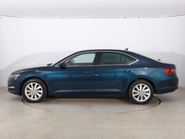 Skoda Superb III Liftback Facelifting 2.0 TDI SCR 200KM 2020 Skoda Superb 2.0 TDI, Salon Polska, Serwis ASO, zdjęcie 2