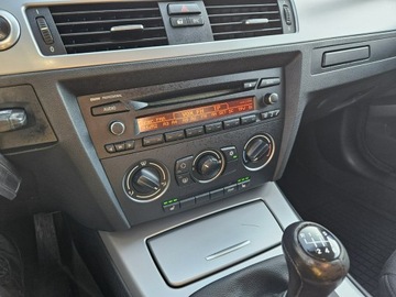 BMW Seria 3 E90-91-92-93 Coupe E92 320i 170KM 2008 BMW 320 2,0 benzyna 170KM, zdjęcie 11