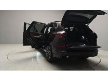 BMW X5 G05 SUV Facelifting 3.0 30d 298KM 2024 BMW X5 xDrive I Dodat. kpl. kol FV VAT 3.0 Diesel 298KM, zdjęcie 8