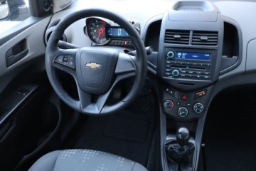 Chevrolet Aveo T300 Sedan 1.2 86KM 2013 Chevrolet Aveo 1.2 i 16V, Salon Polska, zdjęcie 6