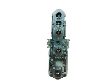 AUDI A4 B5 WKŁAD LAMPY TYLNEJ TYŁ 8D9945257