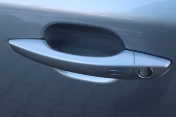 Peugeot 2008 II SUV 1.2 PureTech 130KM 2021 Peugeot 2008 GT, zdjęcie 9