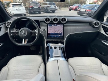 Mercedes GLC C254/X254 SUV 2.0 200 MHEV 204KM 2024 Mercedes-Benz GLC 300 e 4 MATIC Suv Pakiet PremiumPanoramaDigital LightSal, zdjęcie 7