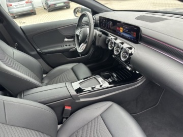 Mercedes CLA C118/X118 Coupe Facelifting 1.3 180 136KM 2025 Mercedes-Benz CLA 180 Gwarancja/ Oświetlenie Ambie, zdjęcie 16